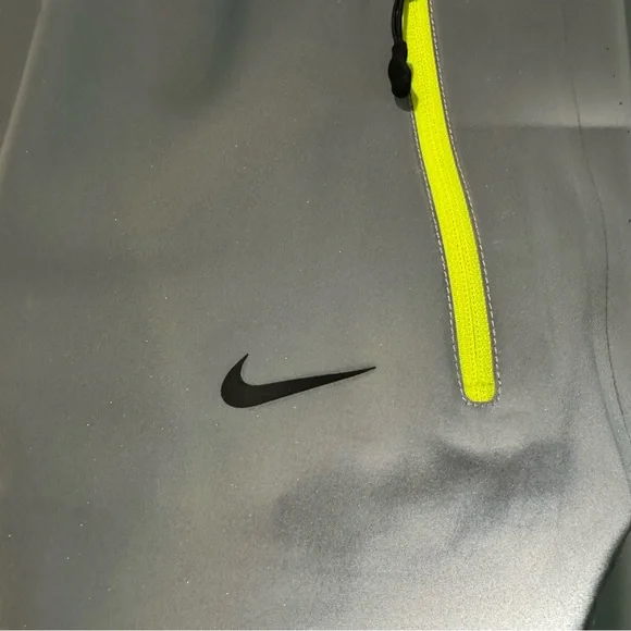 Rare Nike Allover Flash 3M Running Jacket Medium 574832-070 Reflective Volt Gray